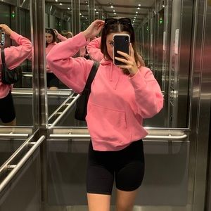 Meet your Posher, Aya